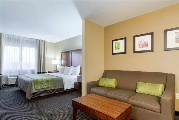 2608 Kansas, Garden City, KS 67846