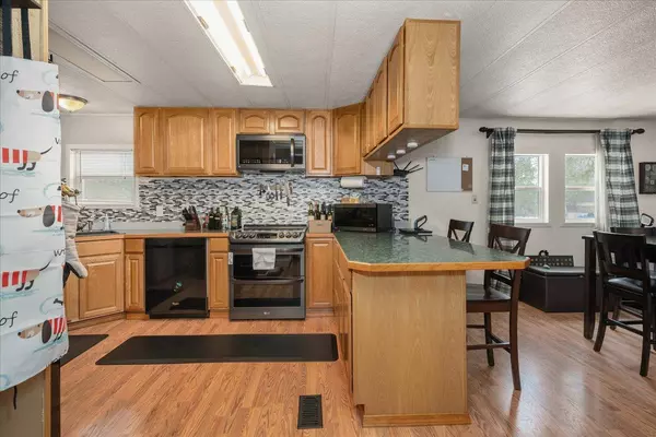 10004 S Medical Lake Rd, Medical Lake, WA 99022