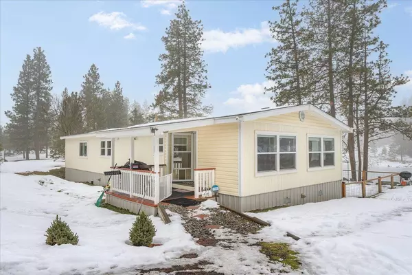 10004 S Medical Lake Rd, Medical Lake, WA 99022