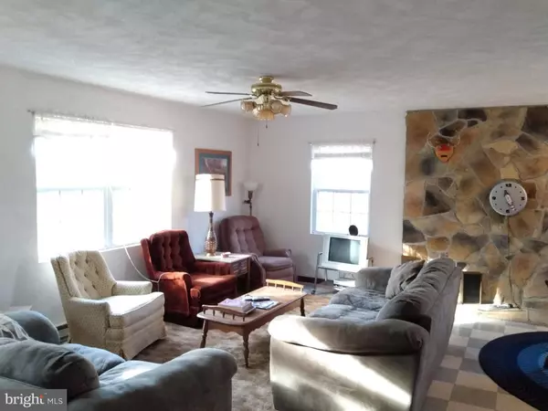 901 RAZOR BACK RIDGE, Great Cacapon, WV 25422