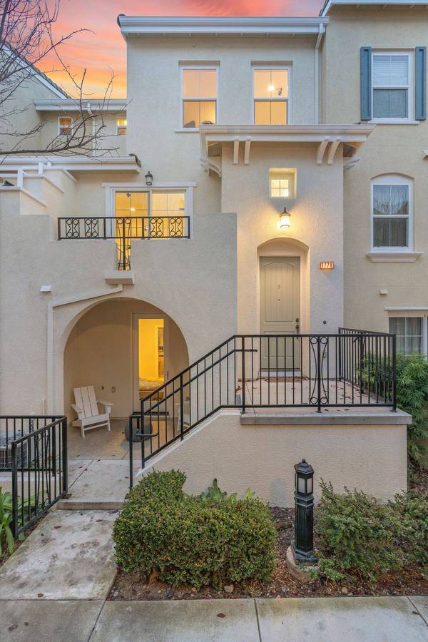 1778 Hillebrant Pl, Santa Clara, CA 95050