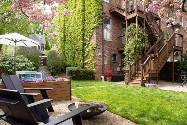 30 Everett #PH, Boston, MA 02130