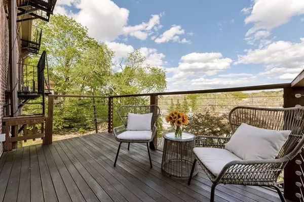 30 Everett #PH, Boston, MA 02130