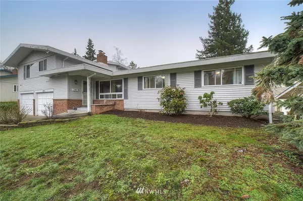 2904 McClain AVE, Bremerton, WA 98310