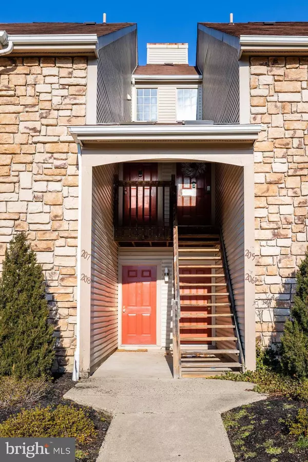 207 TAVISTOCK, Cherry Hill, NJ 08034