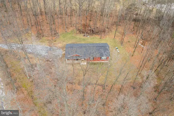 484 SLEEPY WOODS RD, Cross Junction, VA 22625