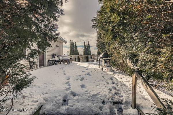 181 Marie DR, Fonda, NY 12068