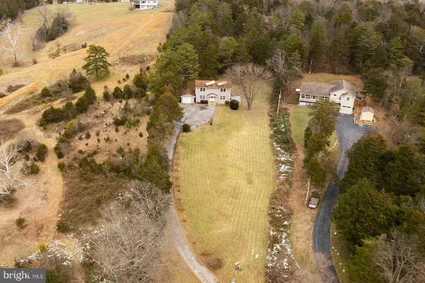 164 LAKES VALLEY RD, Strasburg, VA 22657