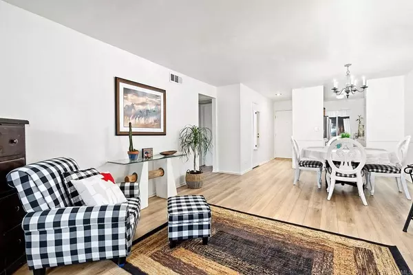 20134 Leadwell ST #209, Winnetka, CA 91306