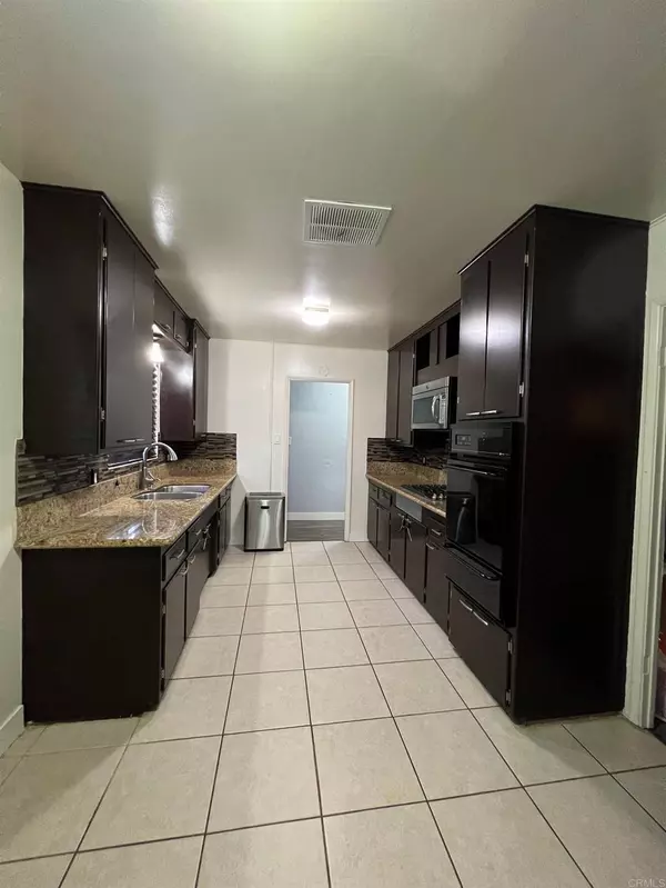 898 Fifth AVE, Chula Vista, CA 91911