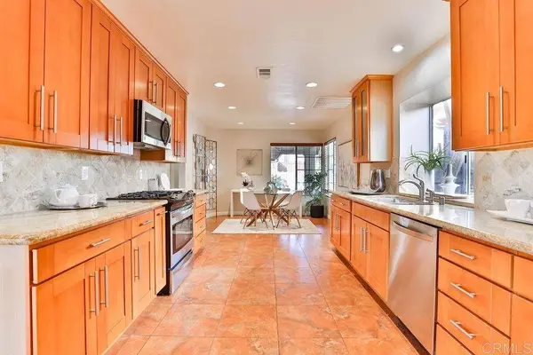 11965 Calle Lorenzana, El Cajon, CA 92019