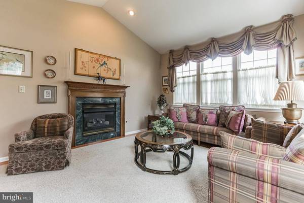 26 WINTERBERRY TER, Trenton, NJ 08690