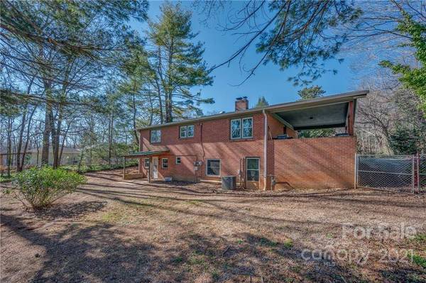 56 Marion ST, Tryon, NC 28782