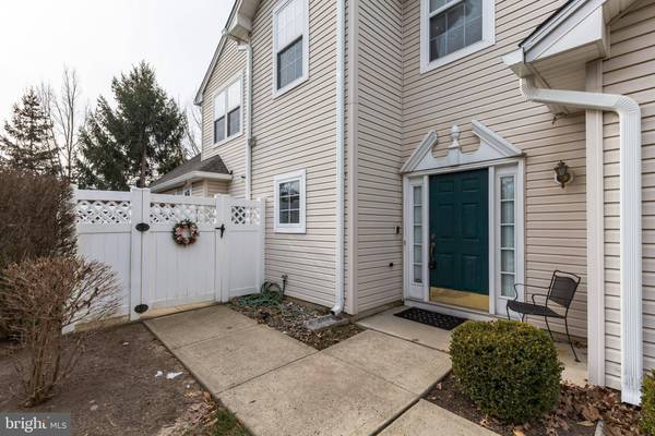 26 WINTERBERRY TER, Trenton, NJ 08690