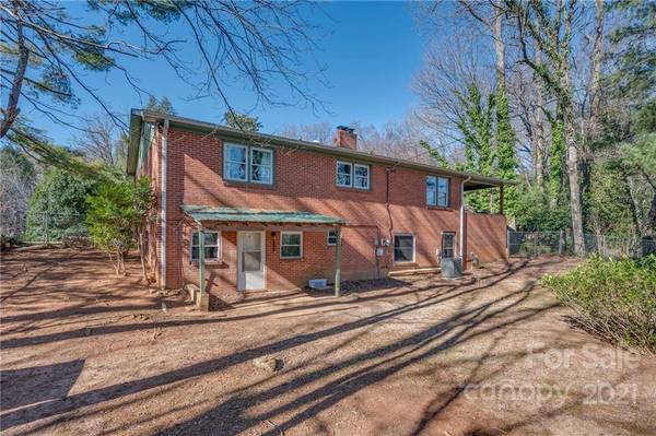 56 Marion ST, Tryon, NC 28782