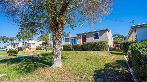 851 First AVE, Chula Vista, CA 91911