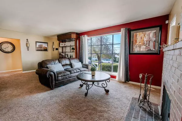 851 First AVE, Chula Vista, CA 91911