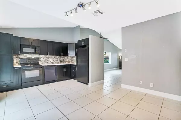 5668 Kimberton WAY, Lake Worth, FL 33463