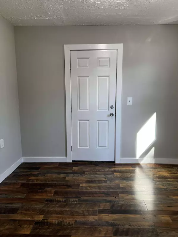 107 Oak St, Portland, TN 37148