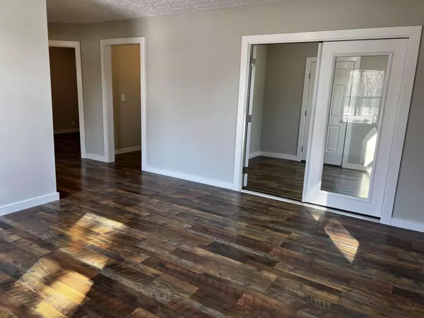 107 Oak St, Portland, TN 37148