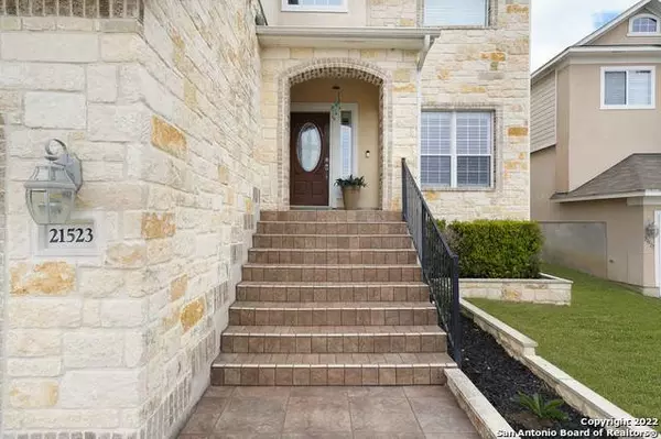 21523 LA PENA DR, San Antonio, TX 78258-2968