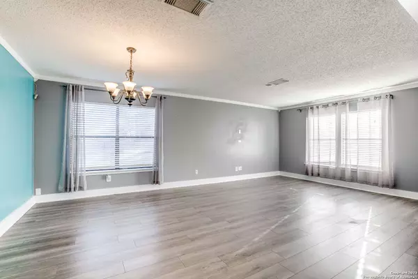 5015 KALLIES CIR, San Antonio, TX 78251-3550