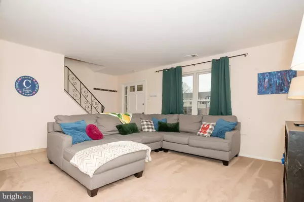 6221 NATHAN HALE CT, Bensalem, PA 19020