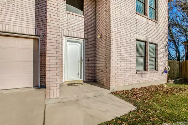 5015 KALLIES CIR, San Antonio, TX 78251-3550