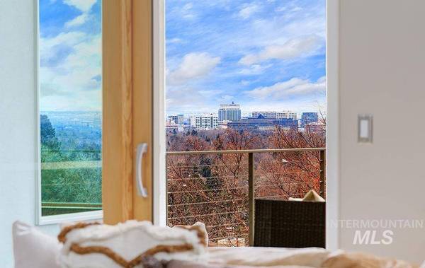 2424 W Spring Mountain Dr, Boise, ID 83702