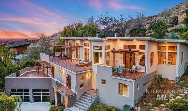 2424 W Spring Mountain Dr, Boise, ID 83702