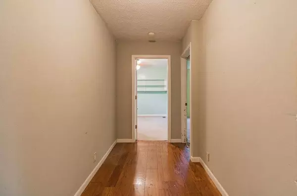 809 A Street, Bentonville, AR 72712