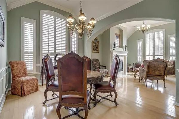 8801 Summit Point Court, Fort Worth, TX 76179