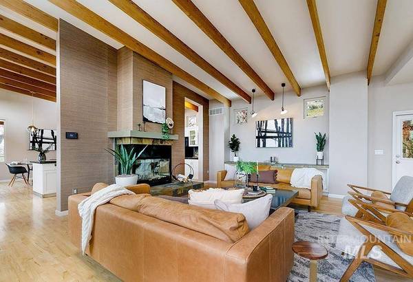 2424 W Spring Mountain Dr, Boise, ID 83702