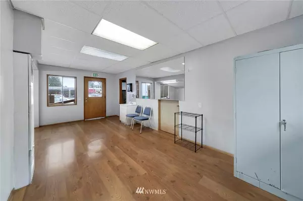 914 Ryan AVE, Sumner, WA 98390