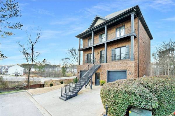 4426 Latvia LN, Hoschton, GA 30548