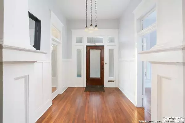 616 Marshall St, San Antonio, TX 78212