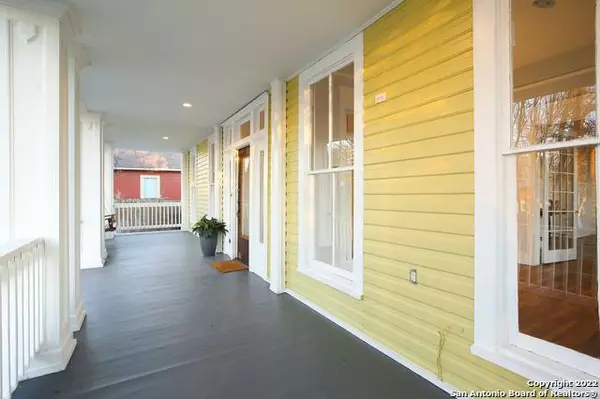 616 Marshall St, San Antonio, TX 78212