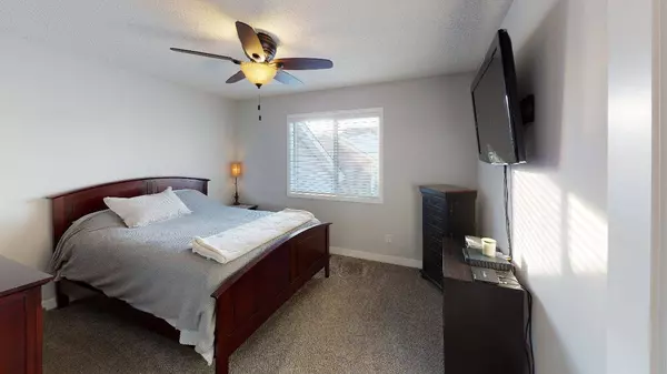 1334 18th AVE SE, Cambridge, MN 55008