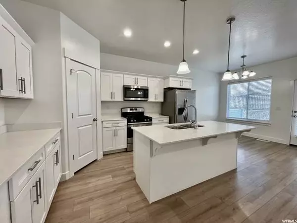 16212 S TRUSS DR #537, Bluffdale, UT 84065