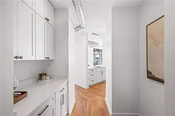 260 18th ST NW #10321, Atlanta, GA 30363