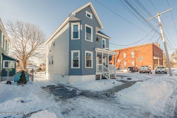 2 Glenwood Ave  AVE, Johnstown, NY 12095