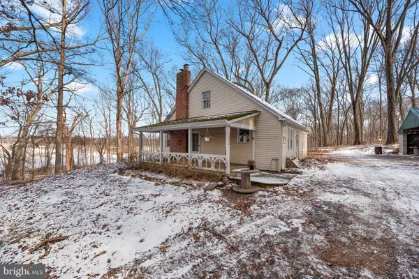 3018 TROYER RD, White Hall, MD 21161