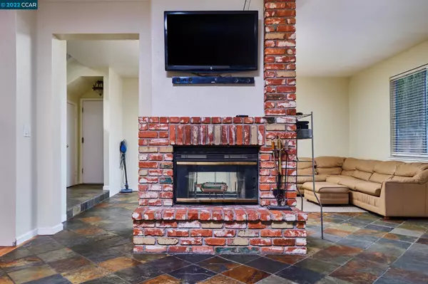 1140 Bear River Ct, Oakley, CA 94561