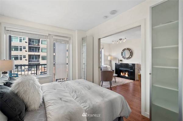 2721 1st AVE #304, Seattle, WA 98121