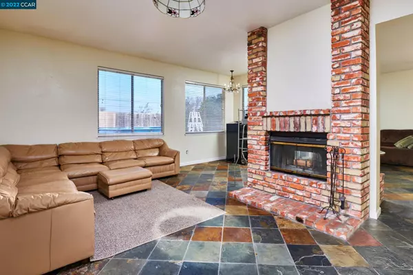 1140 Bear River Ct, Oakley, CA 94561