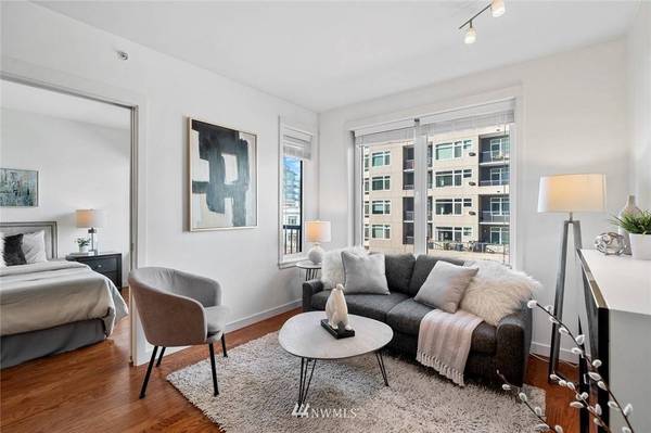 2721 1st AVE #304, Seattle, WA 98121