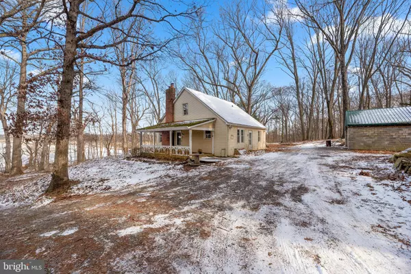 3018 TROYER RD, White Hall, MD 21161