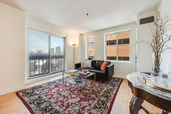 950 Massachusetts Avenue #306, Cambridge, MA 02139