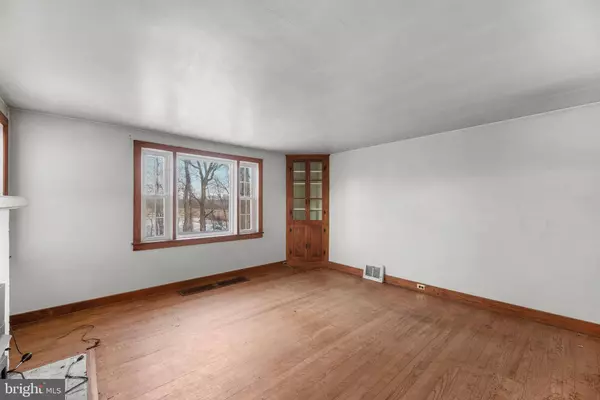 3018 TROYER RD, White Hall, MD 21161