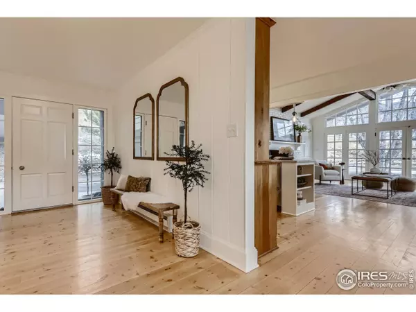 372 Lefthand Canyon Dr, Boulder, CO 80302
